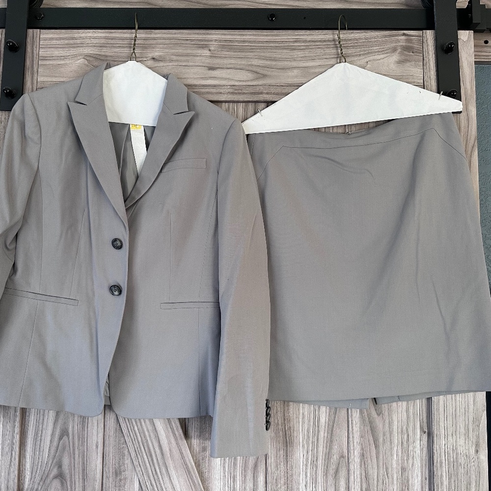 Light gray jacket and skirt suit set